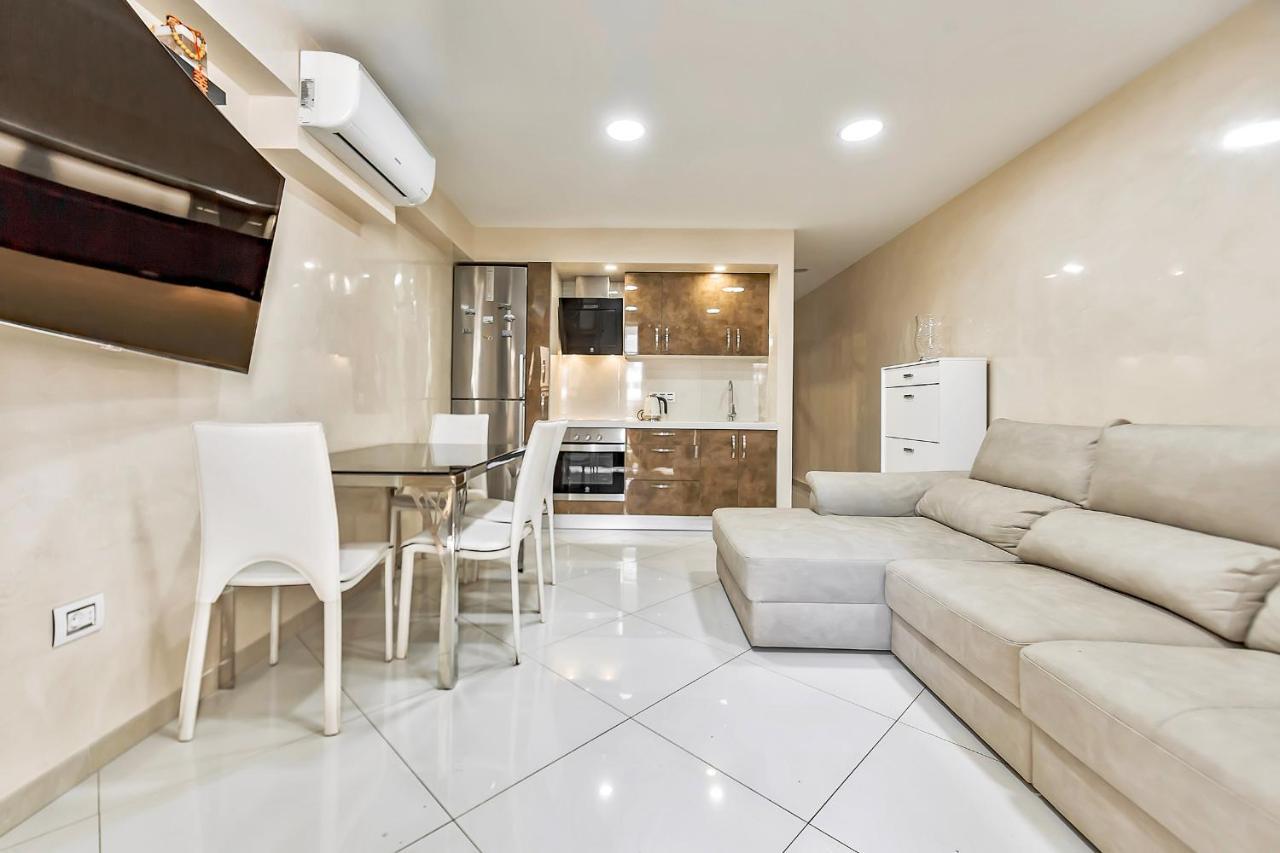 プラヤ・デ・ラス・アメリカス217 Elegant Vina Del Mar Pool View, Parking, Acアパートメント エクステリア 写真